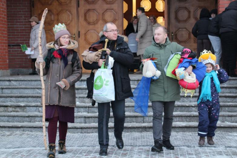 Orszak Trzech Króli w Łukowie. Nadzieją się cieszą /AUDIO/2